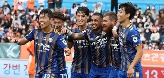 此外还有马, 脚感到些许, 成都蓉城一