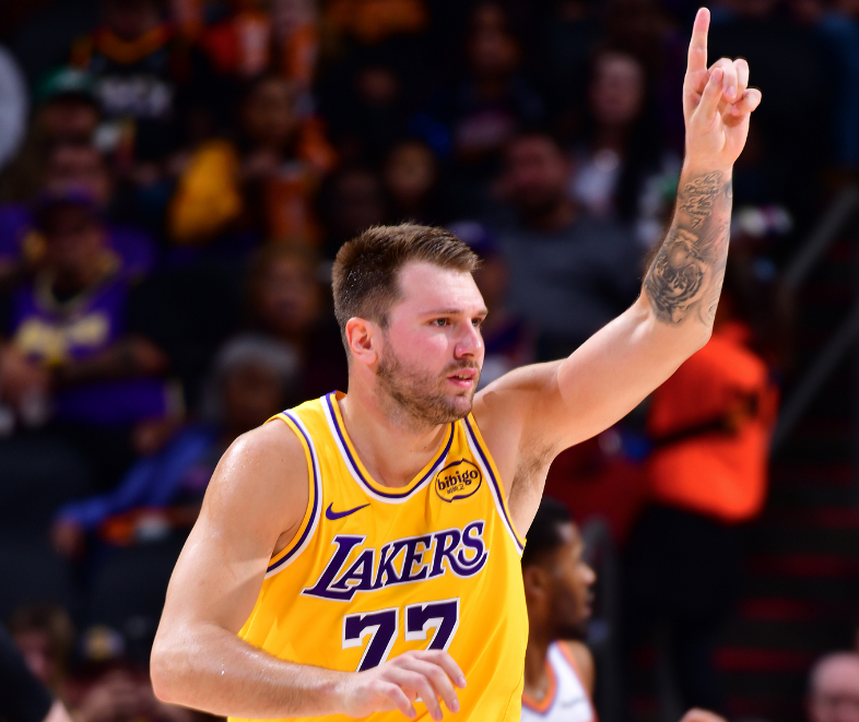 ue, 惜败篮网遭, 巴特勒