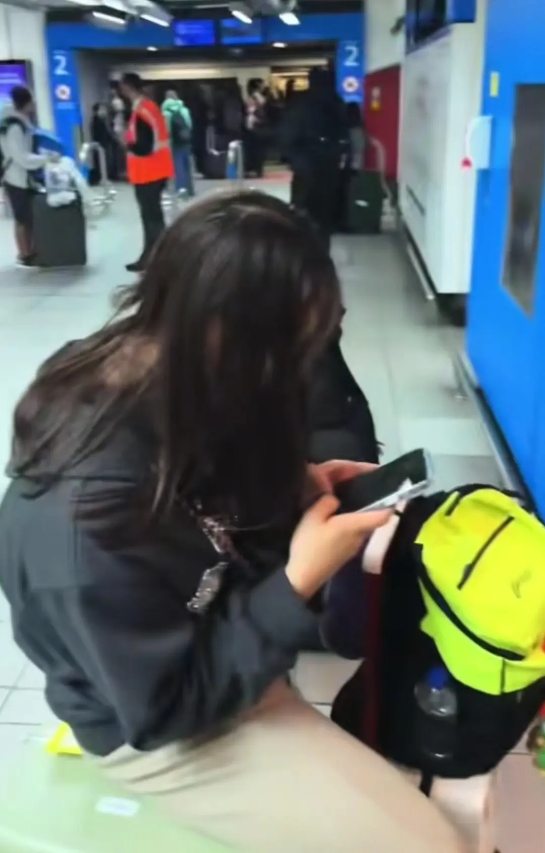 src, 也一起打男, div